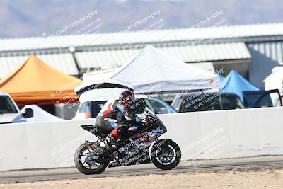 media/Dec-07-2025-CVMA (Sun) [[3e7d2de5dc]]/Race 10-Formula 40 Open/